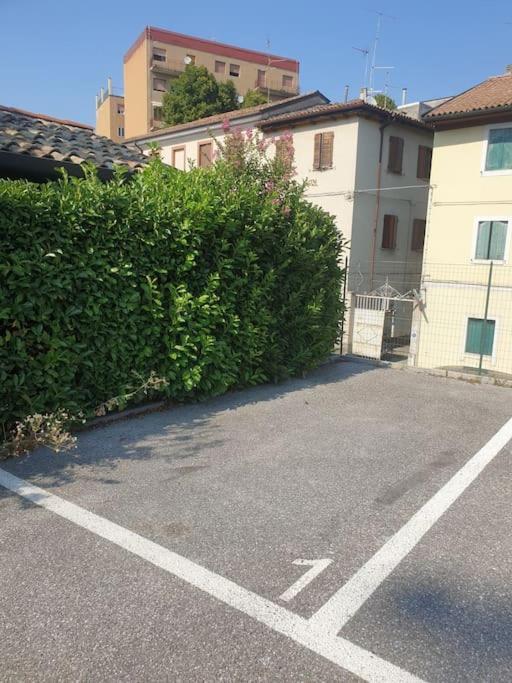Piazza Garibaldi Eleganti Suite Con Sauna Удине Экстерьер фото